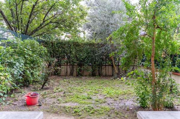 casa indipendente in vendita ad Empoli in zona Serravalle