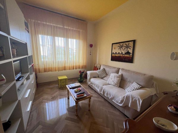 intera palazzina in vendita ad Empoli