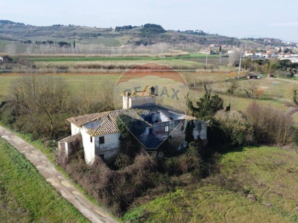 casa indipendente in vendita ad Empoli in zona Brusciana