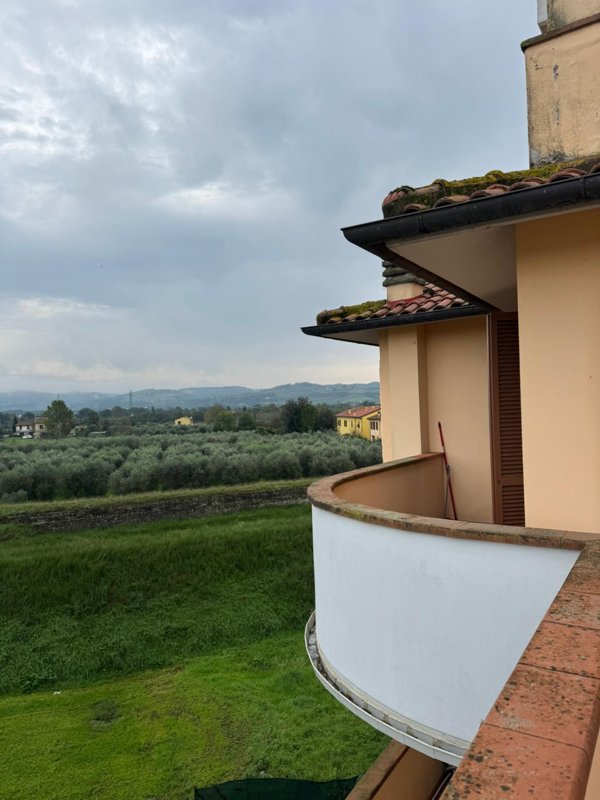 attico in vendita ad Empoli in zona Ponzano