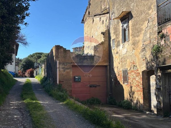 casa indipendente in vendita ad Empoli in zona Monterappoli