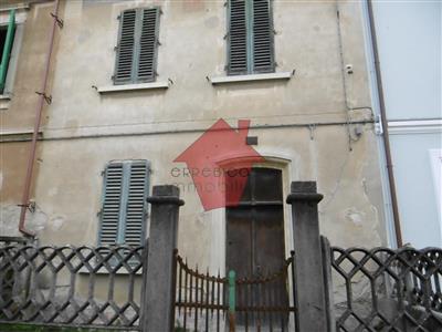 intera palazzina in vendita ad Empoli in zona Centro Storico