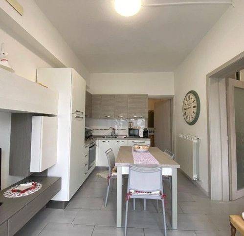 appartamento in vendita ad Empoli in zona Serravalle