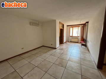 appartamento in vendita ad Empoli in zona Corniola