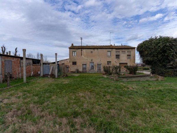 casa indipendente in vendita ad Empoli in zona Brusciana