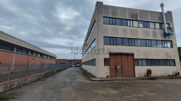 capannone in vendita ad Empoli
