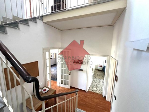 casa indipendente in vendita ad Empoli in zona Avane