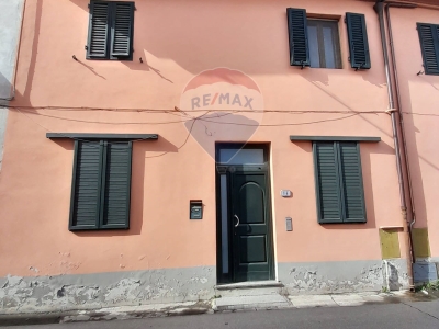 appartamento in vendita ad Empoli in zona Pozzale