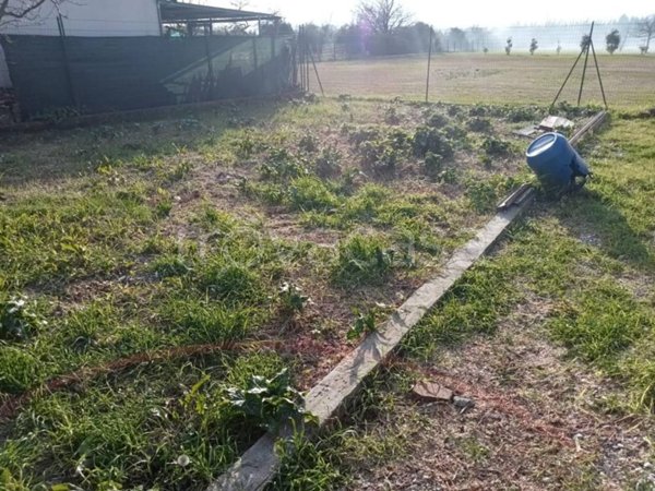 casa indipendente in vendita ad Empoli in zona Ponzano