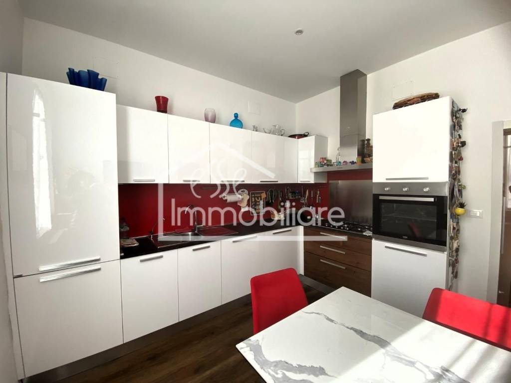 casa indipendente in vendita ad Empoli in zona Fontanella