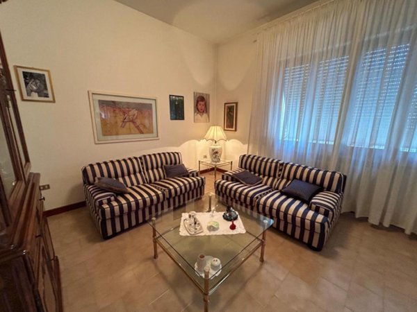 casa indipendente in vendita ad Empoli in zona Corniola