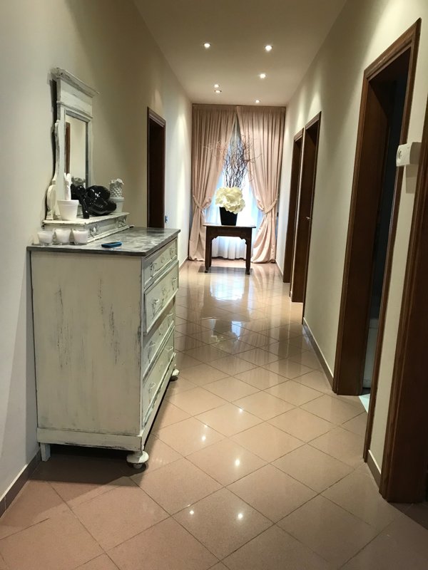 appartamento in vendita ad Empoli in zona Avane