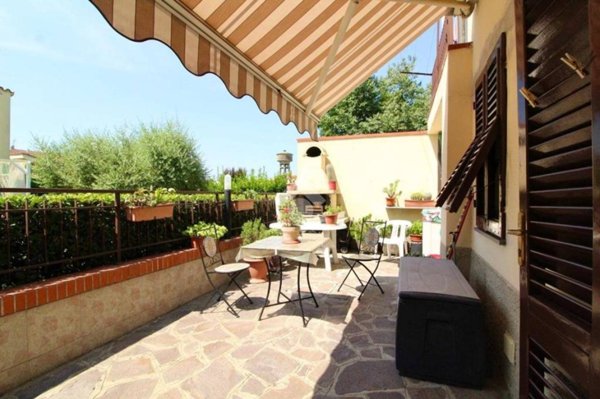 casa indipendente in vendita ad Empoli in zona Marcignana