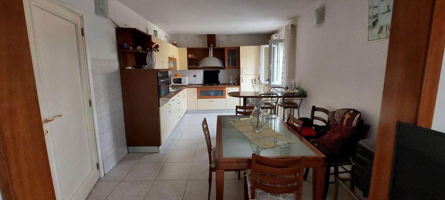 intera palazzina in vendita ad Empoli