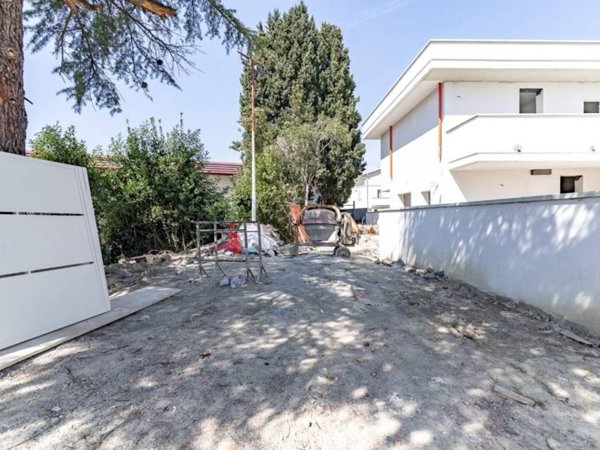 appartamento in vendita ad Empoli in zona Villanuova