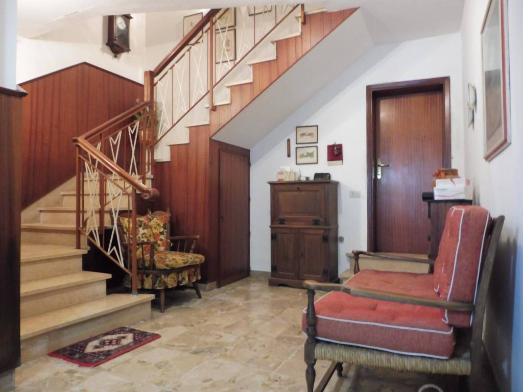 casa indipendente in vendita ad Empoli in zona Monterappoli