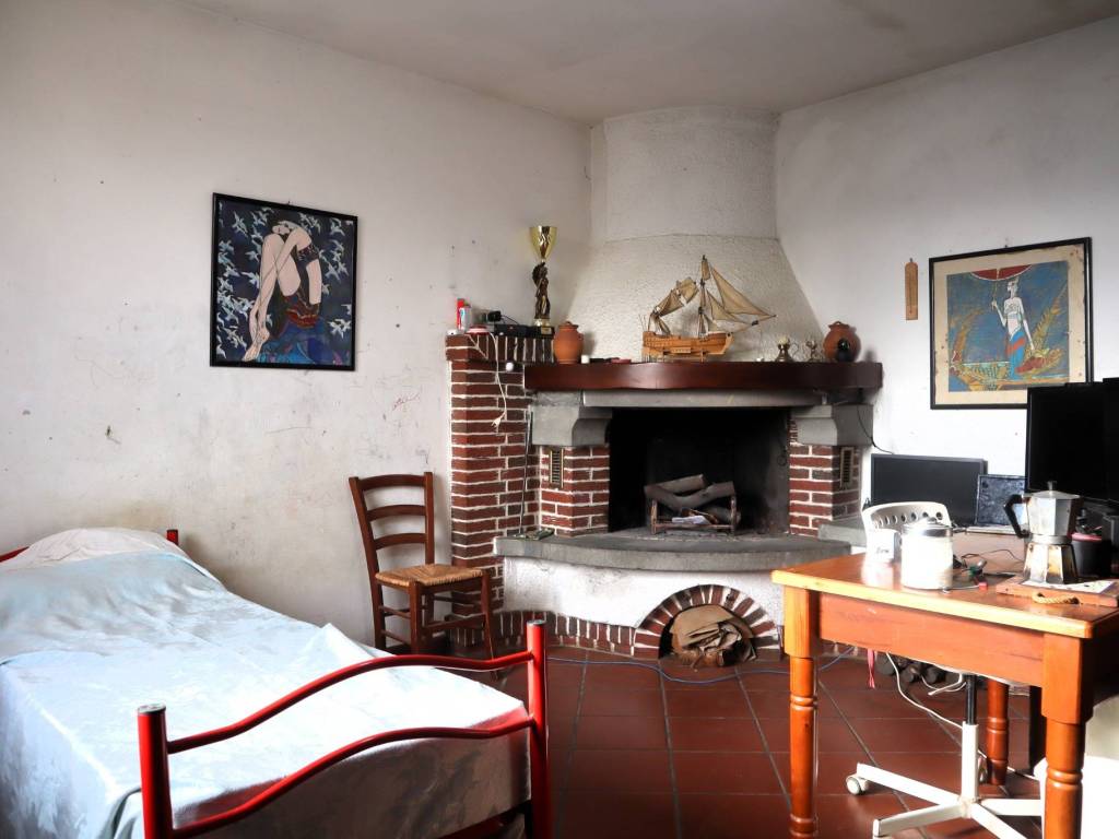 casa indipendente in vendita ad Empoli in zona Villanuova
