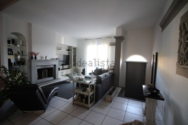 casa indipendente in vendita ad Empoli in zona Marcignana