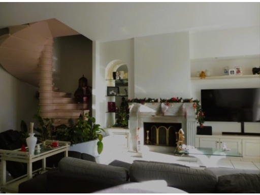casa indipendente in vendita ad Empoli in zona Marcignana