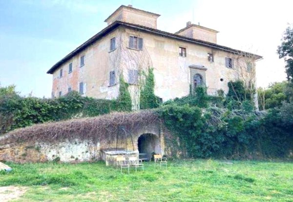 casa indipendente in vendita ad Empoli in zona Avane