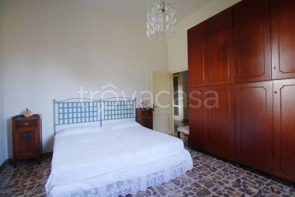 casa indipendente in vendita ad Empoli in zona Centro Storico
