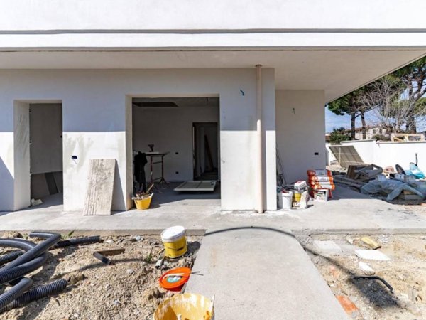casa indipendente in vendita ad Empoli in zona Villanuova
