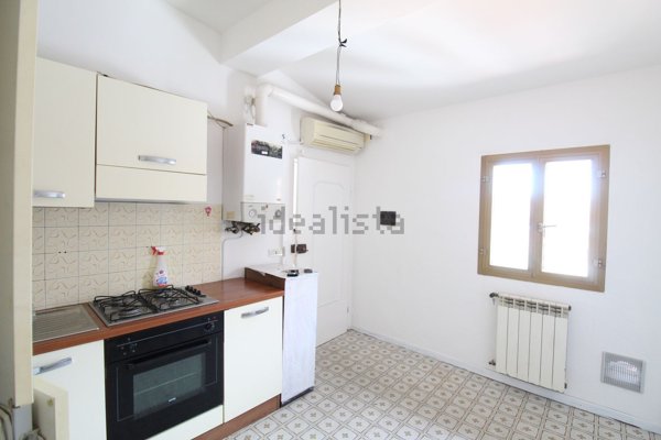 appartamento in vendita ad Empoli in zona Centro Storico