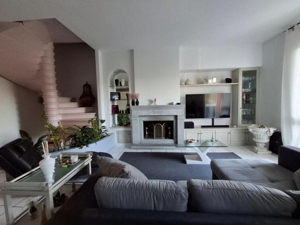 casa indipendente in vendita ad Empoli