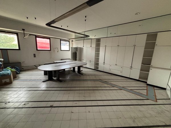 capannone in vendita ad Empoli