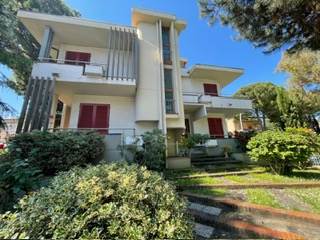 casa indipendente in vendita ad Empoli in zona Serravalle