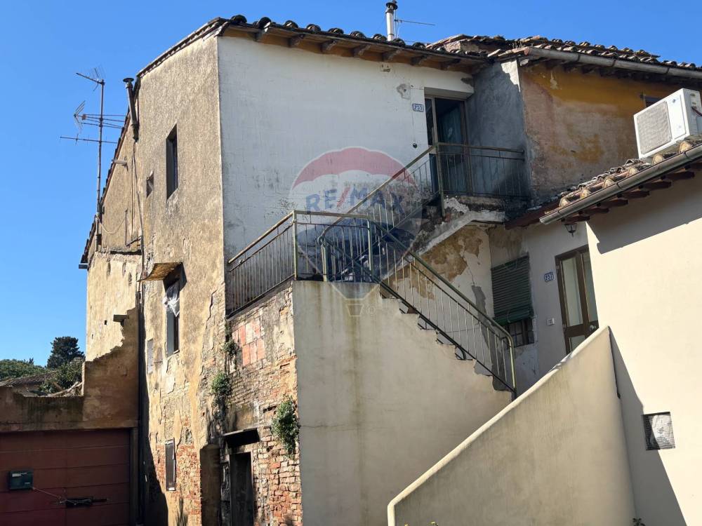casa indipendente in vendita ad Empoli in zona Monterappoli