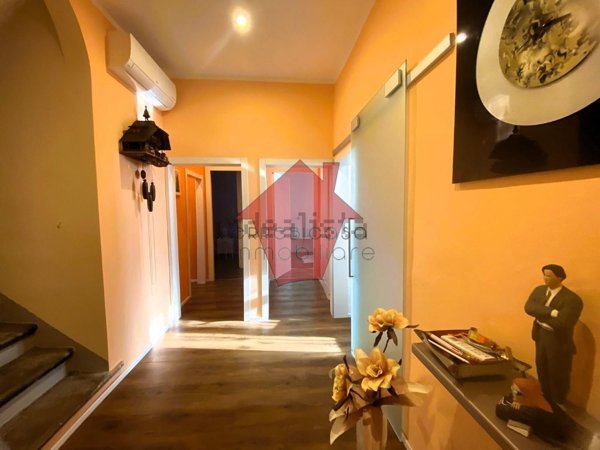 casa indipendente in vendita ad Empoli in zona Fontanella
