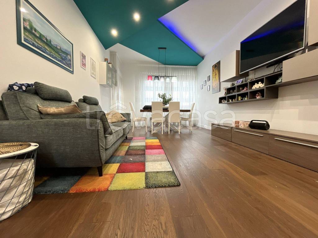 appartamento in vendita ad Empoli in zona Pontorme