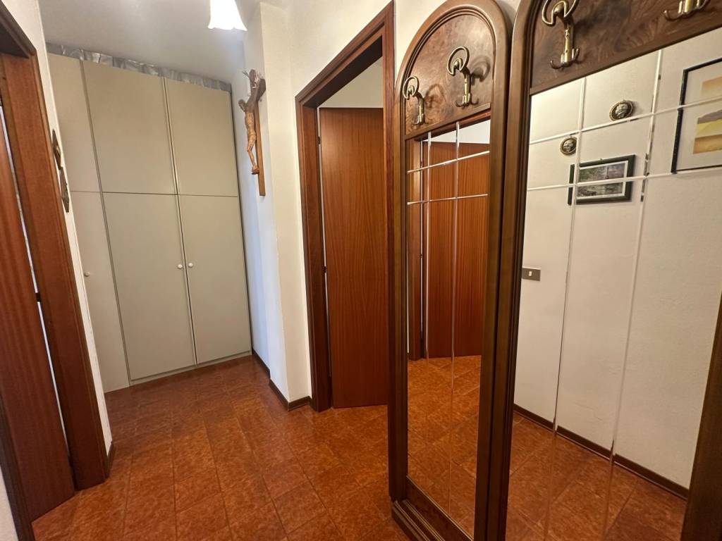 appartamento in vendita ad Empoli in zona Serravalle