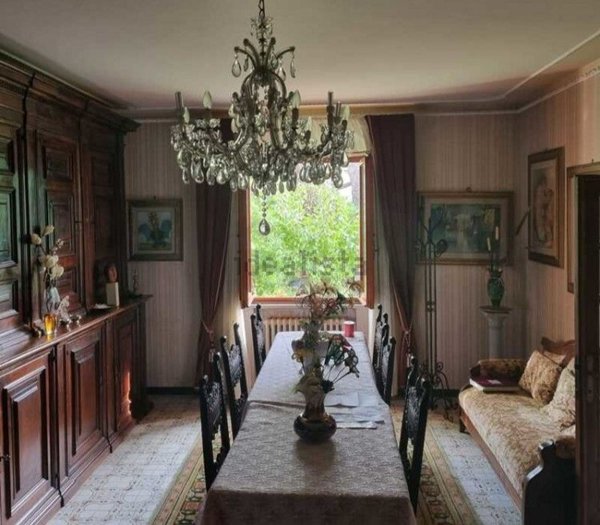 esavano in vendita ad Empoli