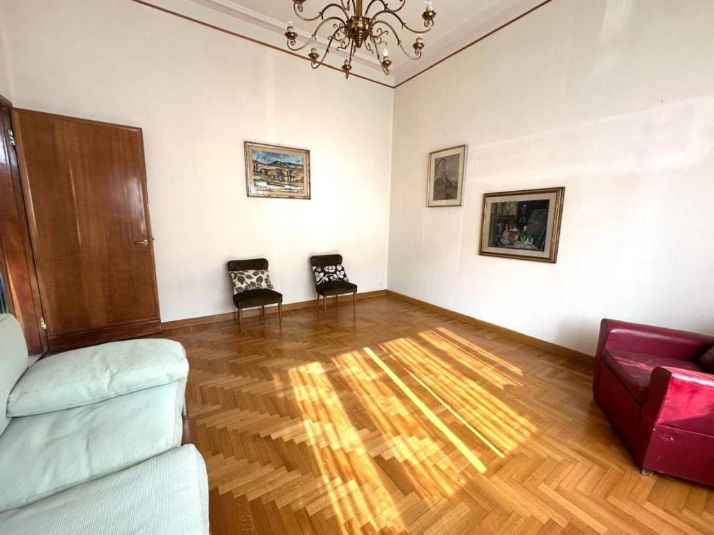 casa indipendente in vendita ad Empoli in zona Centro Storico