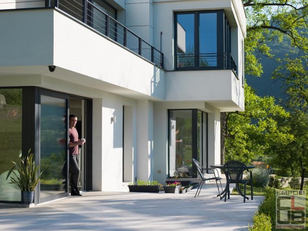 casa indipendente in vendita ad Empoli in zona Centro Storico