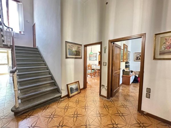 casa indipendente in vendita ad Empoli in zona Centro Storico