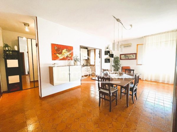 appartamento in vendita ad Empoli in zona Serravalle