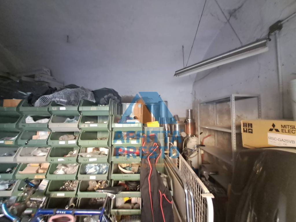 negozio in vendita ad Empoli