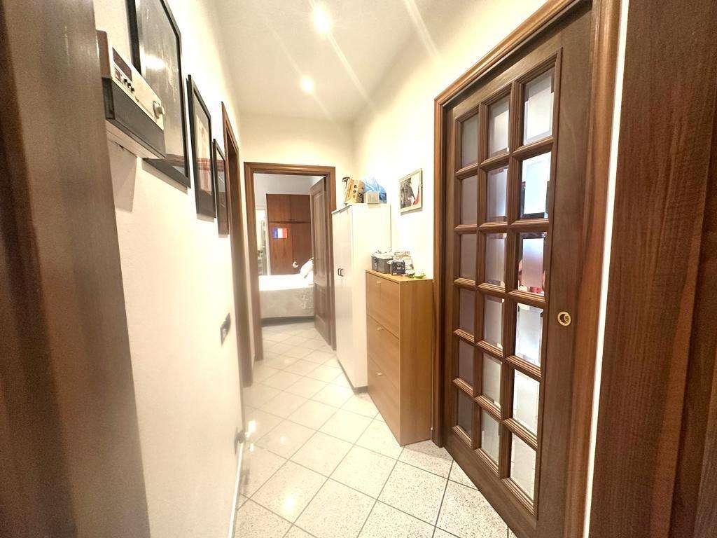 casa indipendente in vendita ad Empoli in zona Carraia
