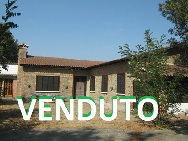 casa indipendente in vendita ad Empoli in zona Corniola