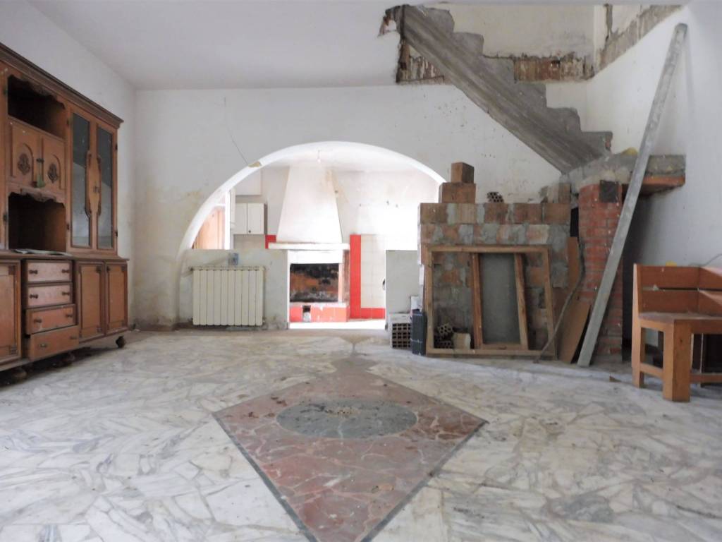 casa indipendente in vendita ad Empoli in zona Monterappoli