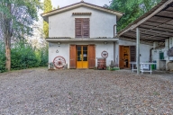 azienda agricola in vendita ad Empoli in zona Corniola