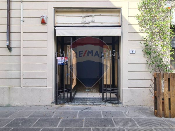 negozio in vendita ad Empoli in zona Centro Storico