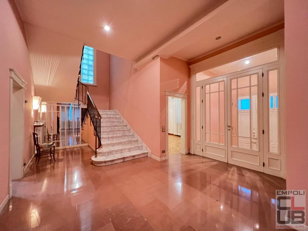casa indipendente in vendita ad Empoli in zona Centro Storico