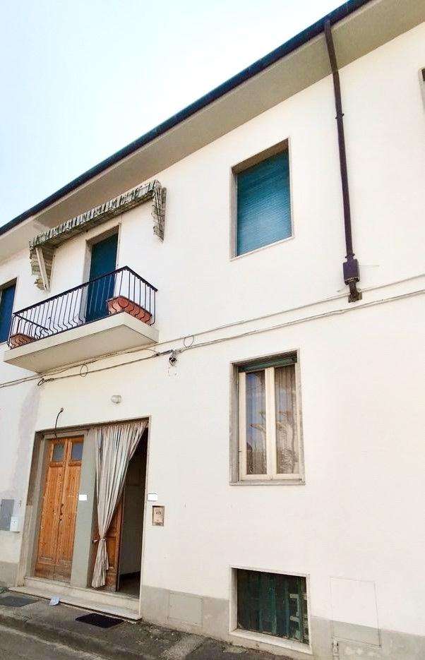 intera palazzina in vendita ad Empoli