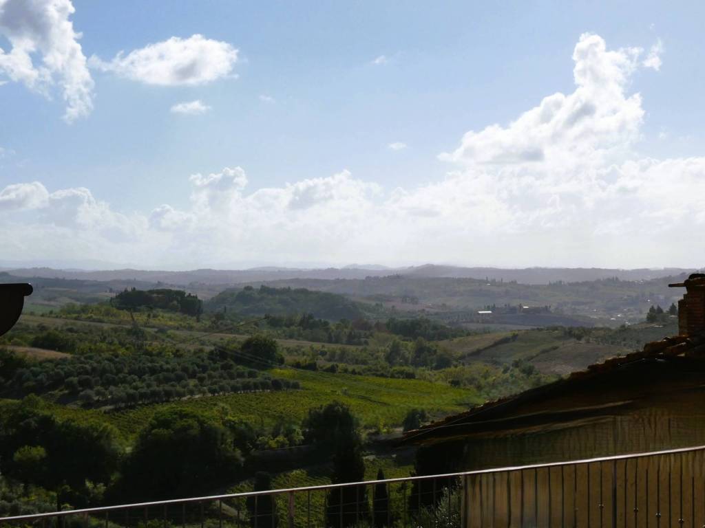 casa indipendente in vendita ad Empoli in zona Corniola