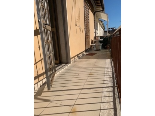casa indipendente in vendita ad Empoli in zona Cortenuova