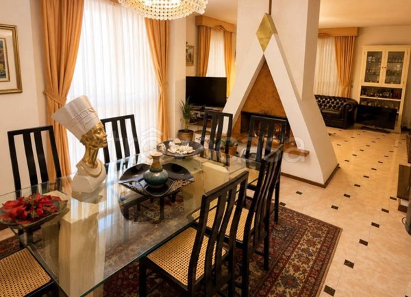 casa indipendente in vendita ad Empoli in zona Villanuova